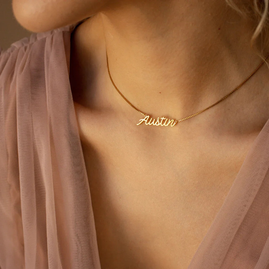 MiMOTTA™ - CLASSIC NECKLACE WITH YOUR NAME "ETERNITY"