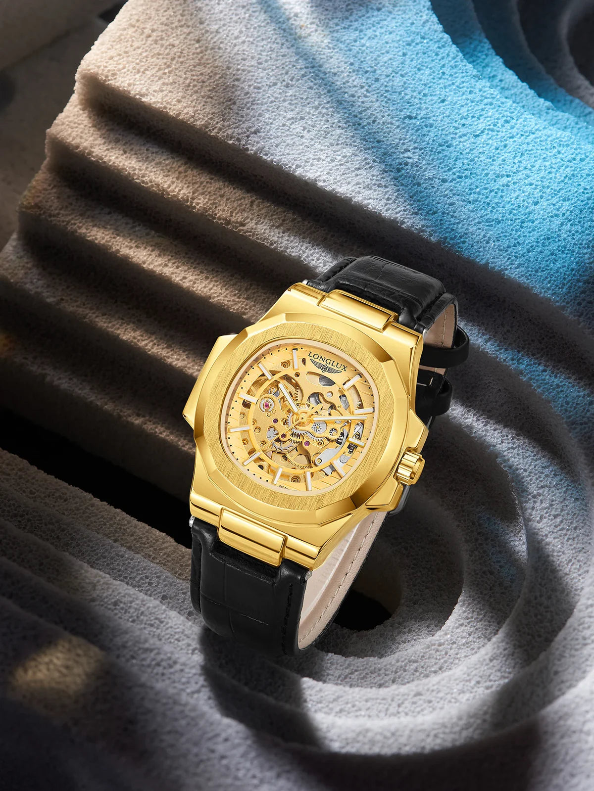 First-Class Men's Watch Throne