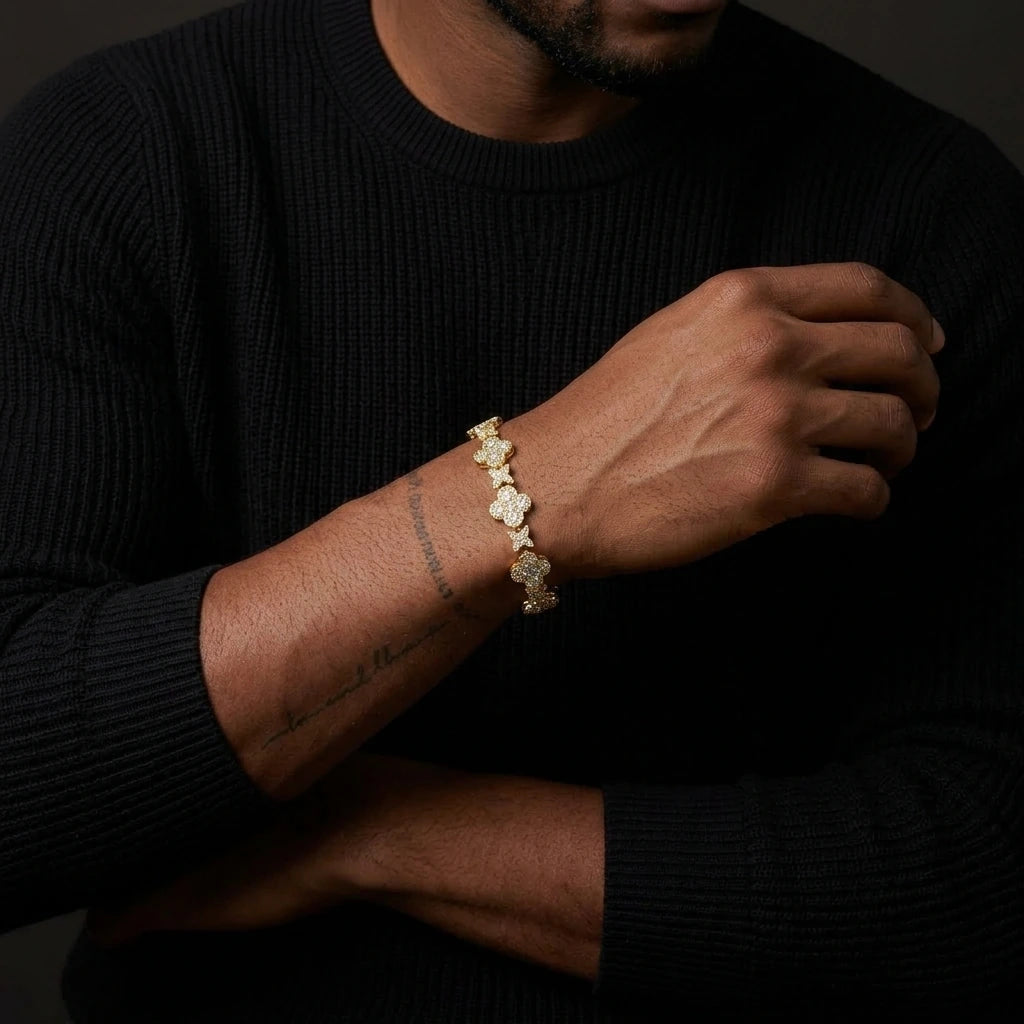 MIMOTTA DYNASTY tennis bracelet worn by a model