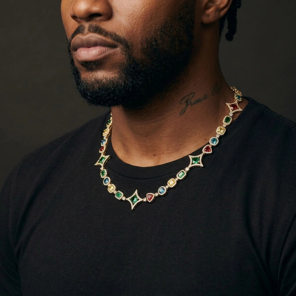 MIMOTTA PARADOX necklace worn on the neck, three-quarter view